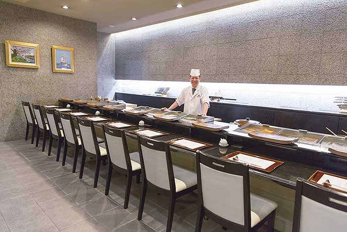 마스노스시 미나미토 (송어 초밥)