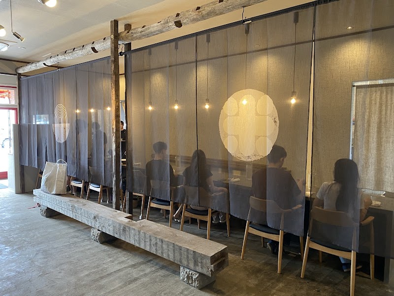 니카 블렌더스 바