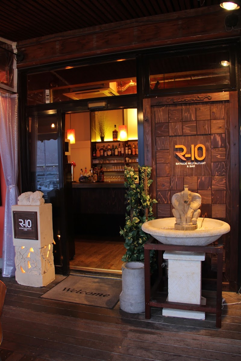 베이사이드 바 R-10