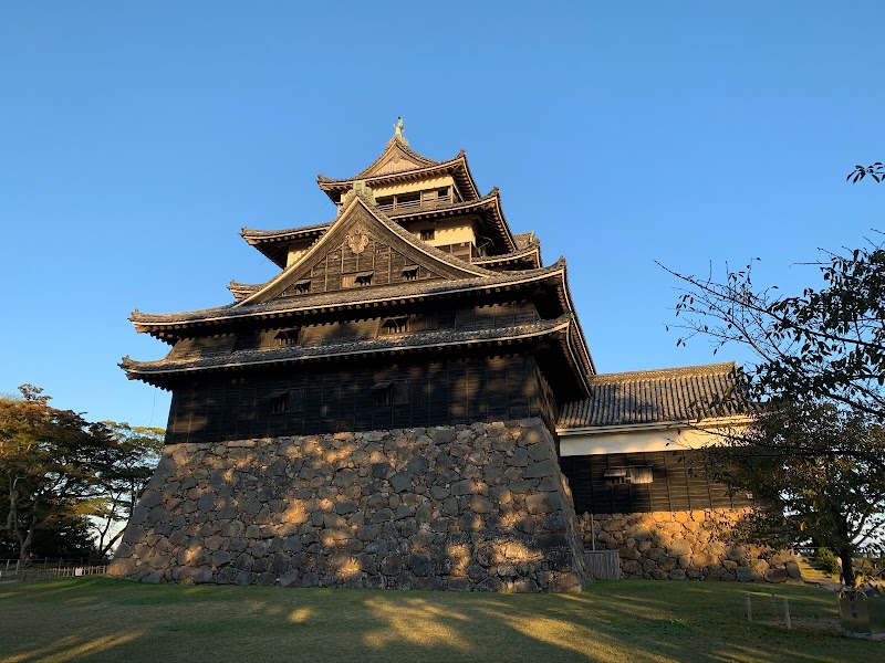 쿠레타케즈시 마쓰에 본점