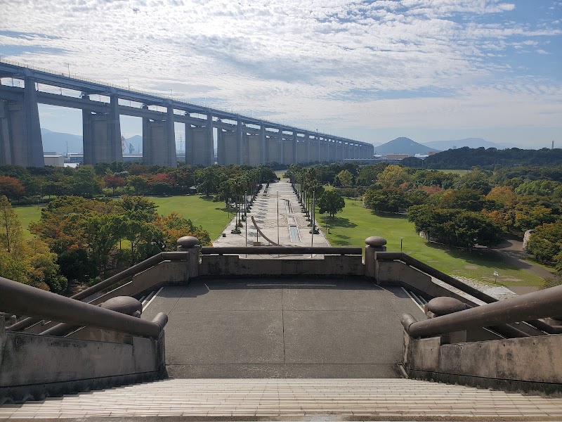 세토대교 기념공원