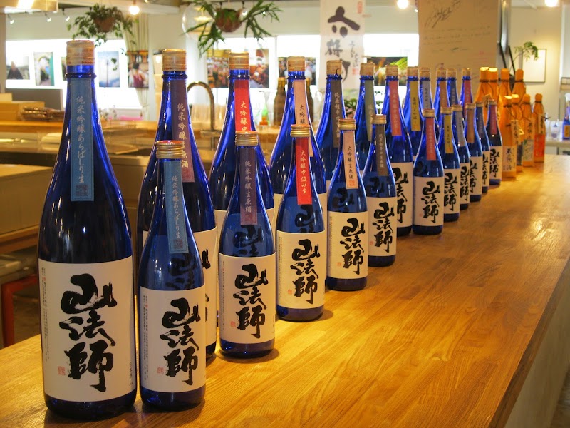 롯카센 주조 (사케 양조장)