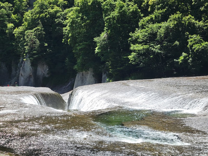 후키와레노타키