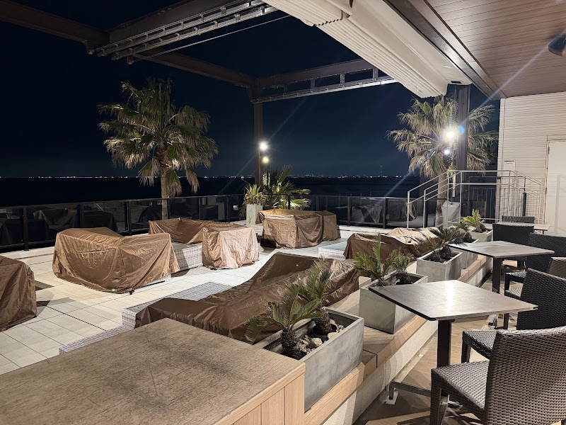 THE SURF海洋露台