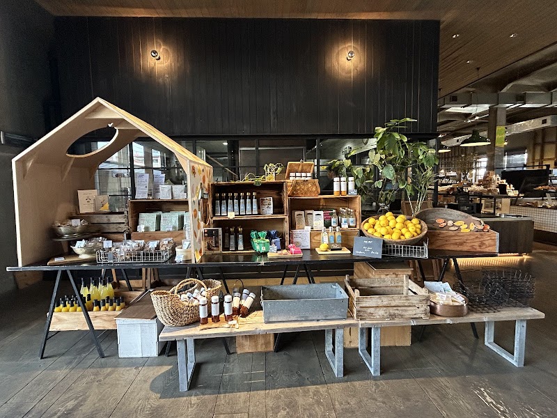 야드 카페 (ONOMICHI U2)