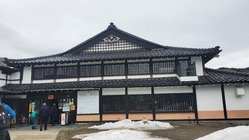 모가미 협곡 (모가미강 뱃놀이)