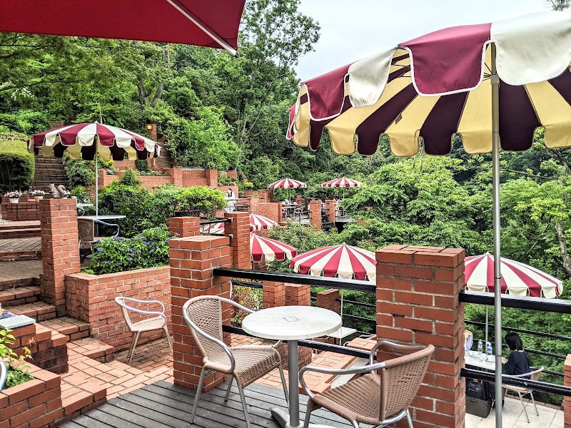 카페 테라스 나나리아