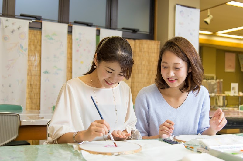 加賀友禅伝統産業会館