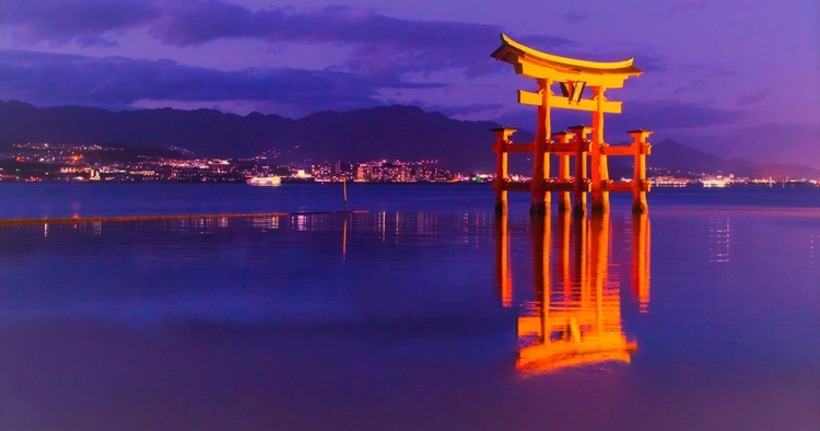 쓰쓰미가우라 자연공원