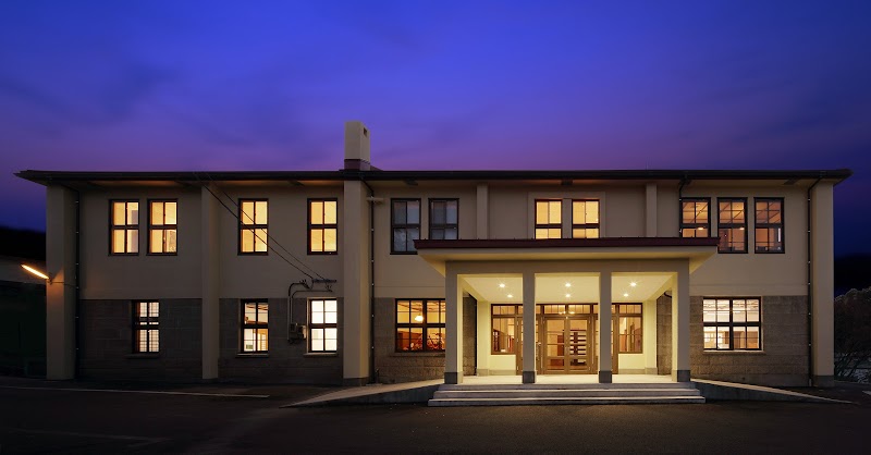 시오가마시 스기무라 준 미술관