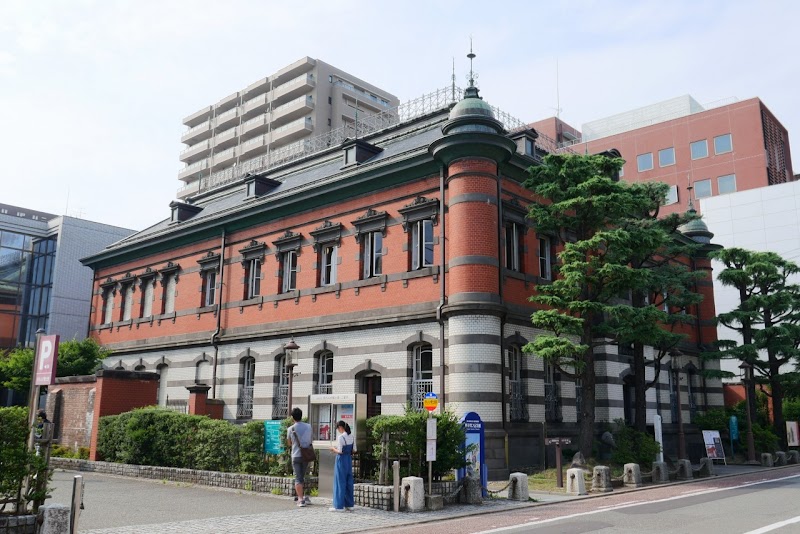 赤れんが郷土館