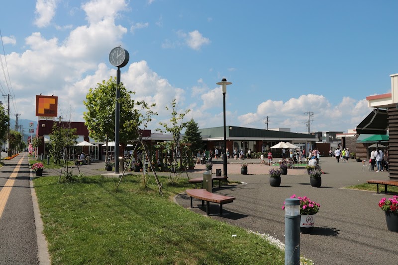 후라노 마르쉐 카페