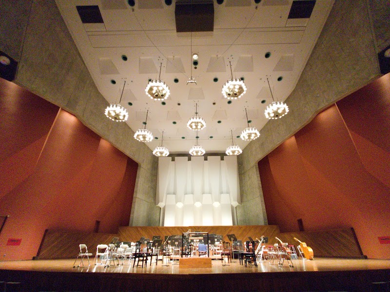 구마모토현립 극장